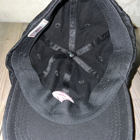 Vintage Washington Redskins “R” logo Brest Cancer Awareness Strapback Hat NFL - Picture 6 of 7